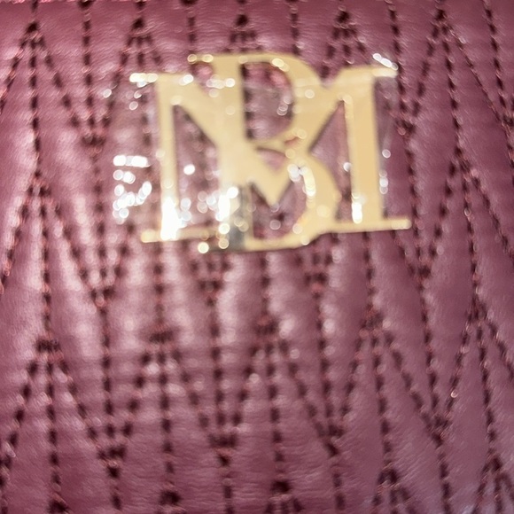 Badgley Mischka NWT phone wallet wristlet PLUM - Picture 2 of 6